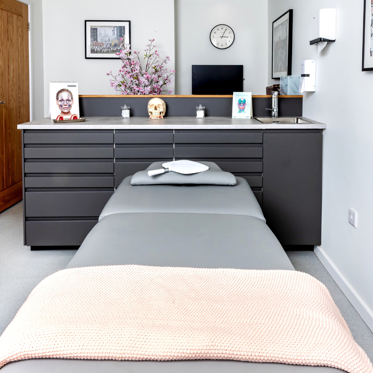 Carleton Cosmetic Clinc Treatment Room
